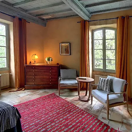 La Bastide Du Farfadet * Laudun